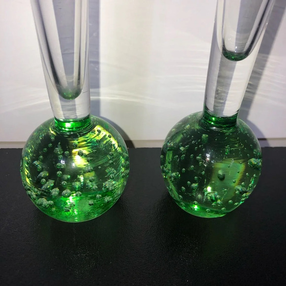 Vintage Art Glass 9” Green Bud Vase Weighted Base Controlled Bubbles 1” Opening - Picture 2 of 5